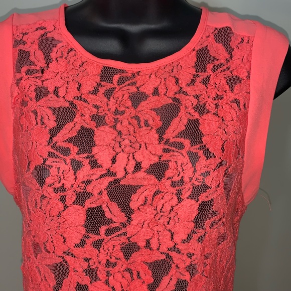 💛 Lace tank - Picture 3 of 4